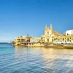 Amazing Art Deco 150m To Sea With Daily Housekeeping Holiday home Sliema