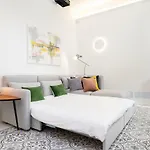 Holiday home Amazing Art Deco 150m To Sea With Daily Housekeeping Sliema