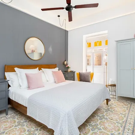 Vakantiehuis Amazing Art Deco 150m To Sea With Daily Housekeeping *