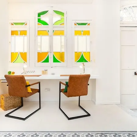 Vakantiehuis Amazing Art Deco 150m To Sea With Daily Housekeeping