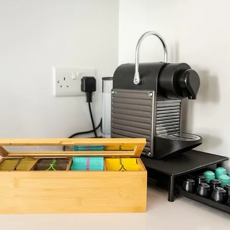 Amazing Art Deco 150m To Sea With Daily Housekeeping Vakantiehuis Sliema