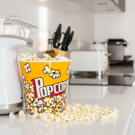 Feriehus Amazing Art Deco 150m To Sea With Daily Housekeeping Sliema