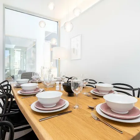 Amazing Art Deco 150m To Sea With Daily Housekeeping *