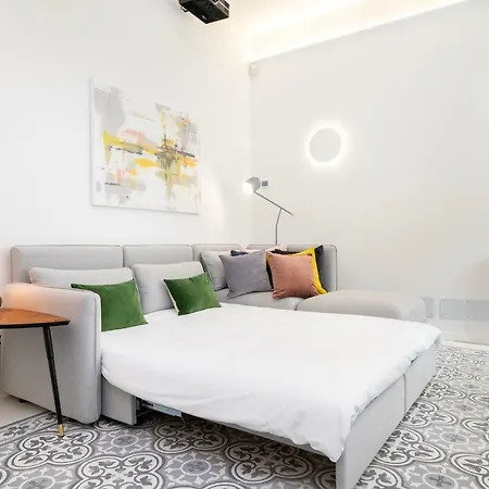 Ferienhaus Amazing Art Deco 150m To Sea With Daily Housekeeping Sliema