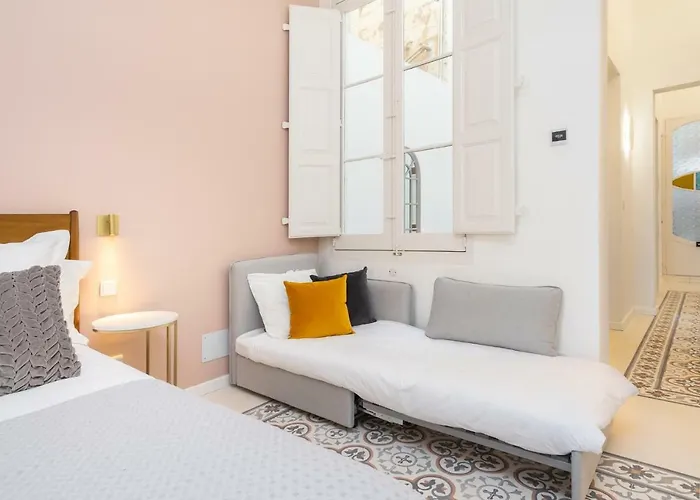 Ferienhaus Amazing Art Deco 150m To Sea With Daily Housekeeping Sliema